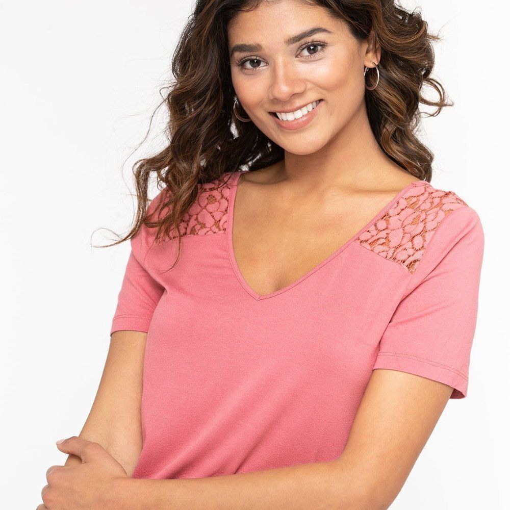 RICKI'S Lace Trim Double-V Tee Size Extra Small